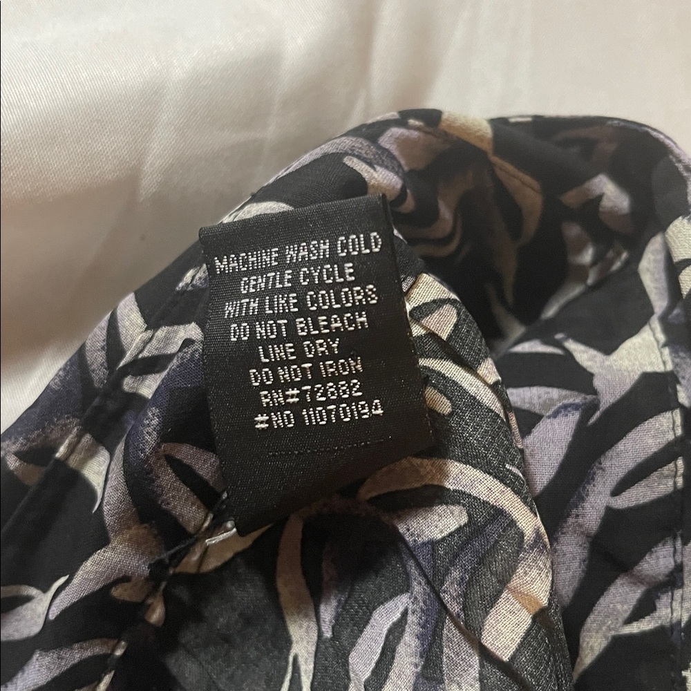 Women’s Black and Lavender Leaf-Print Blouse - Picture 6 of 6